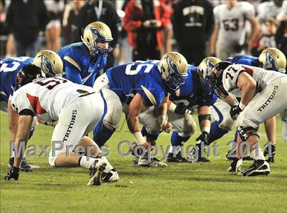Thumbnail 1 in San Clemente vs. Santa Margarita (CIF SS PAC-5 Division Final) photogallery.
