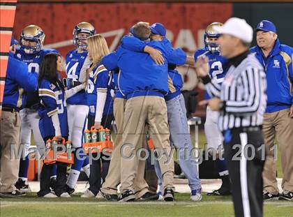 Thumbnail 2 in San Clemente vs. Santa Margarita (CIF SS PAC-5 Division Final) photogallery.
