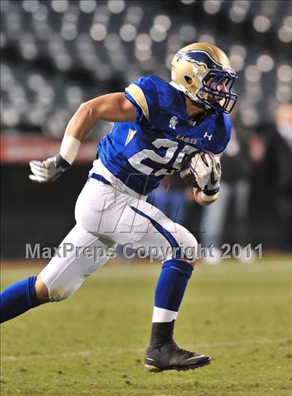 Thumbnail 3 in San Clemente vs. Santa Margarita (CIF SS PAC-5 Division Final) photogallery.