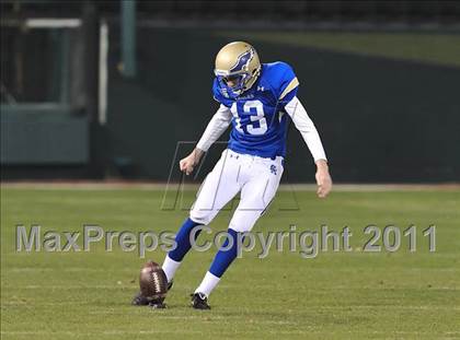 Thumbnail 2 in San Clemente vs. Santa Margarita (CIF SS PAC-5 Division Final) photogallery.