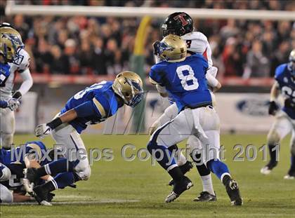Thumbnail 1 in San Clemente vs. Santa Margarita (CIF SS PAC-5 Division Final) photogallery.