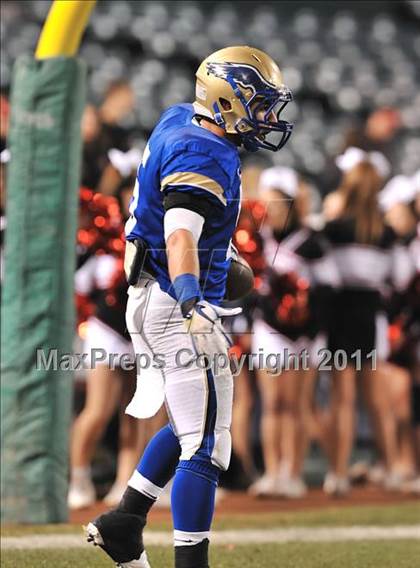 Thumbnail 3 in San Clemente vs. Santa Margarita (CIF SS PAC-5 Division Final) photogallery.
