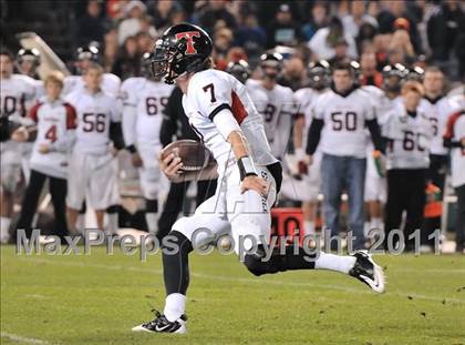 Thumbnail 2 in San Clemente vs. Santa Margarita (CIF SS PAC-5 Division Final) photogallery.