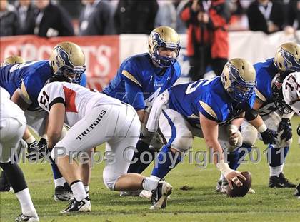 Thumbnail 1 in San Clemente vs. Santa Margarita (CIF SS PAC-5 Division Final) photogallery.