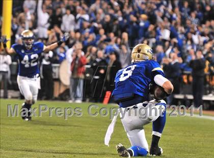 Thumbnail 2 in San Clemente vs. Santa Margarita (CIF SS PAC-5 Division Final) photogallery.
