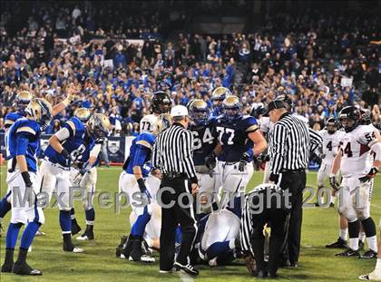 Thumbnail 1 in San Clemente vs. Santa Margarita (CIF SS PAC-5 Division Final) photogallery.
