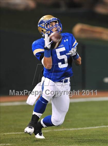 Thumbnail 2 in San Clemente vs. Santa Margarita (CIF SS PAC-5 Division Final) photogallery.