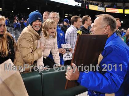 Thumbnail 3 in San Clemente vs. Santa Margarita (CIF SS PAC-5 Division Final) photogallery.