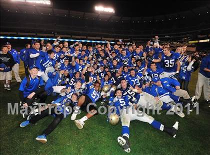 Thumbnail 3 in San Clemente vs. Santa Margarita (CIF SS PAC-5 Division Final) photogallery.
