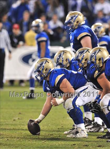 Thumbnail 3 in San Clemente vs. Santa Margarita (CIF SS PAC-5 Division Final) photogallery.