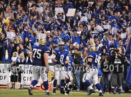 Thumbnail 2 in San Clemente vs. Santa Margarita (CIF SS PAC-5 Division Final) photogallery.
