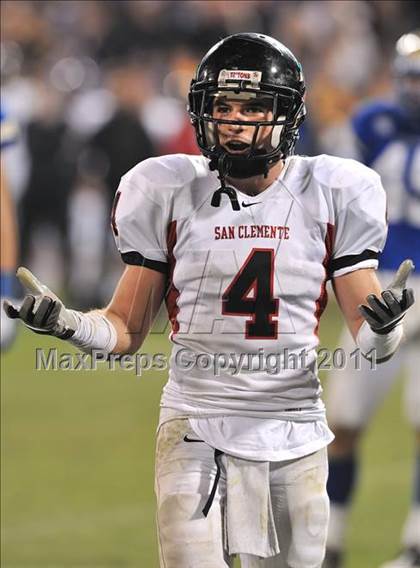 Thumbnail 1 in San Clemente vs. Santa Margarita (CIF SS PAC-5 Division Final) photogallery.
