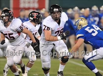 Thumbnail 1 in San Clemente vs. Santa Margarita (CIF SS PAC-5 Division Final) photogallery.
