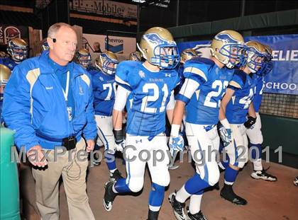 Thumbnail 2 in San Clemente vs. Santa Margarita (CIF SS PAC-5 Division Final) photogallery.
