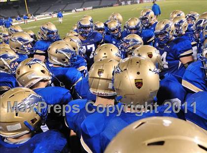 Thumbnail 1 in San Clemente vs. Santa Margarita (CIF SS PAC-5 Division Final) photogallery.