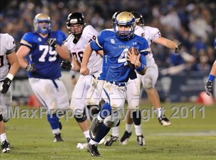 Thumbnail 1 in San Clemente vs. Santa Margarita (CIF SS PAC-5 Division Final) photogallery.