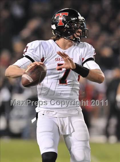 Thumbnail 2 in San Clemente vs. Santa Margarita (CIF SS PAC-5 Division Final) photogallery.