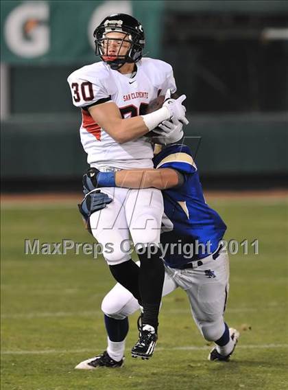 Thumbnail 1 in San Clemente vs. Santa Margarita (CIF SS PAC-5 Division Final) photogallery.