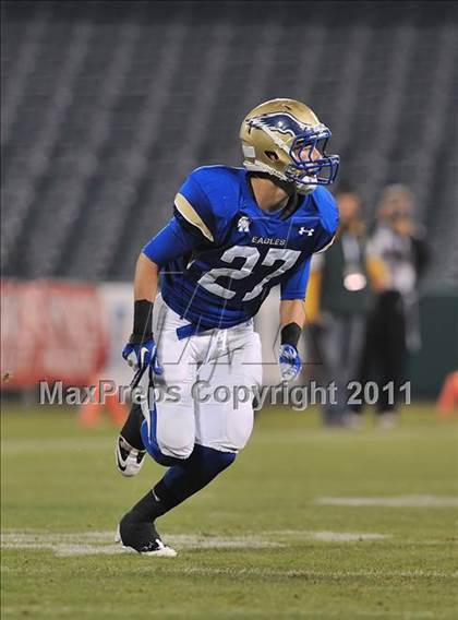Thumbnail 2 in San Clemente vs. Santa Margarita (CIF SS PAC-5 Division Final) photogallery.