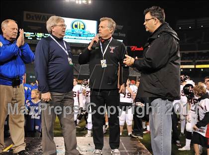 Thumbnail 3 in San Clemente vs. Santa Margarita (CIF SS PAC-5 Division Final) photogallery.