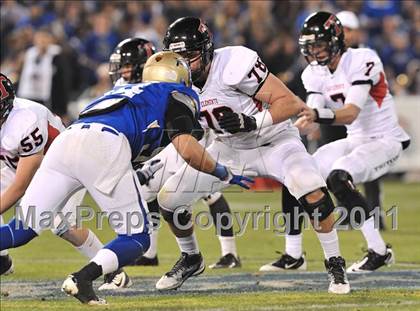 Thumbnail 3 in San Clemente vs. Santa Margarita (CIF SS PAC-5 Division Final) photogallery.