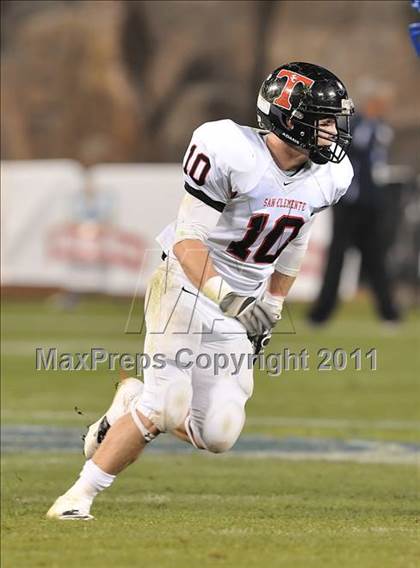 Thumbnail 3 in San Clemente vs. Santa Margarita (CIF SS PAC-5 Division Final) photogallery.