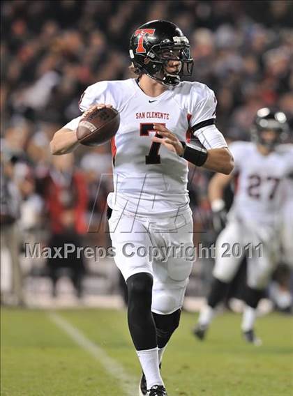 Thumbnail 1 in San Clemente vs. Santa Margarita (CIF SS PAC-5 Division Final) photogallery.