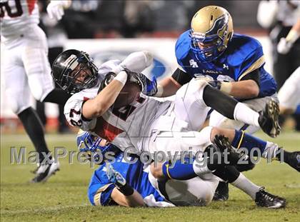 Thumbnail 3 in San Clemente vs. Santa Margarita (CIF SS PAC-5 Division Final) photogallery.