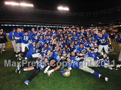Thumbnail 1 in San Clemente vs. Santa Margarita (CIF SS PAC-5 Division Final) photogallery.