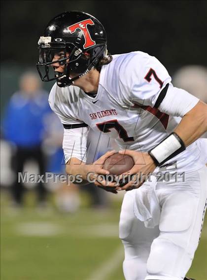 Thumbnail 2 in San Clemente vs. Santa Margarita (CIF SS PAC-5 Division Final) photogallery.