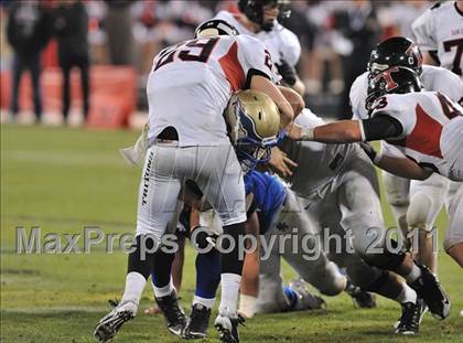 Thumbnail 3 in San Clemente vs. Santa Margarita (CIF SS PAC-5 Division Final) photogallery.
