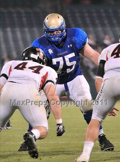 Thumbnail 2 in San Clemente vs. Santa Margarita (CIF SS PAC-5 Division Final) photogallery.