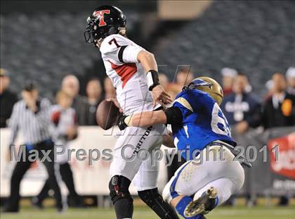 Thumbnail 1 in San Clemente vs. Santa Margarita (CIF SS PAC-5 Division Final) photogallery.