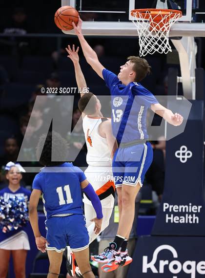 Thumbnail 1 in Gilmour Academy vs. Waverly (OHSAA D2 Semifinal) photogallery.