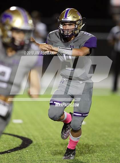 Thumbnail 1 in Navarro @ Marble Falls photogallery.