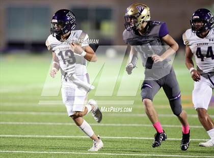 Thumbnail 3 in Navarro @ Marble Falls photogallery.