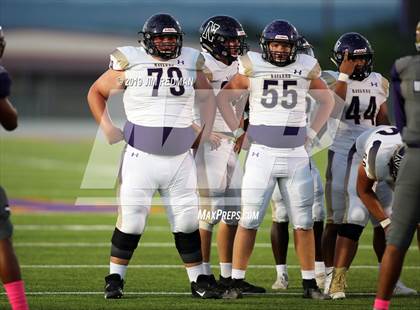 Thumbnail 1 in Navarro @ Marble Falls photogallery.