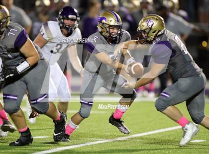 Thumbnail 2 in Navarro @ Marble Falls photogallery.