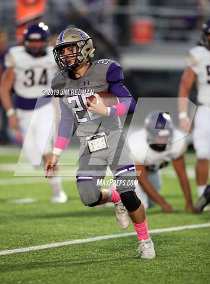 Thumbnail 3 in Navarro @ Marble Falls photogallery.