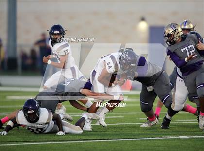 Thumbnail 1 in Navarro @ Marble Falls photogallery.