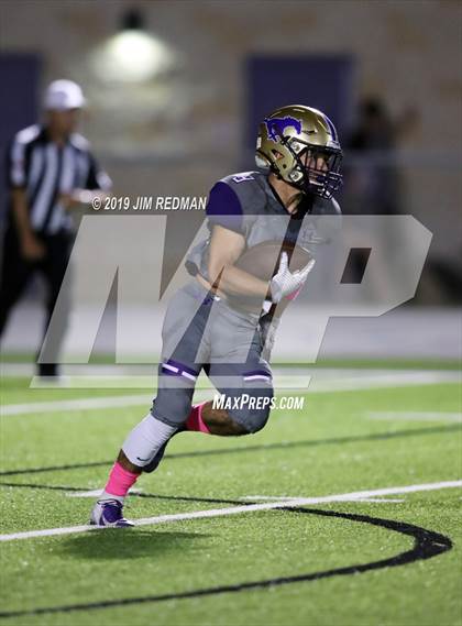 Thumbnail 1 in Navarro @ Marble Falls photogallery.