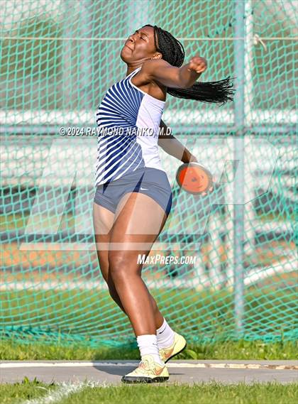 Thumbnail 2 in IHSAA Pike Regional (Discus)  photogallery.