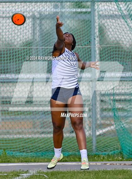 Thumbnail 1 in IHSAA Pike Regional (Discus)  photogallery.