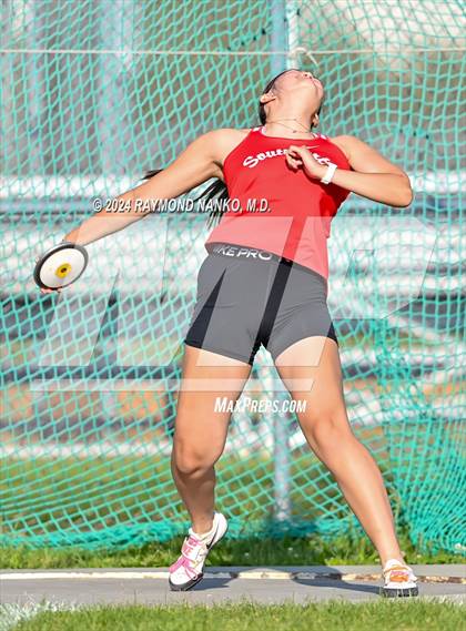 Thumbnail 2 in IHSAA Pike Regional (Discus)  photogallery.