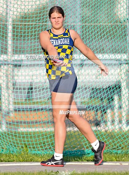 Thumbnail 3 in IHSAA Pike Regional (Discus)  photogallery.