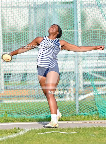 Thumbnail 2 in IHSAA Pike Regional (Discus)  photogallery.