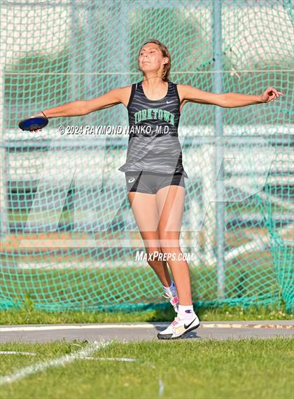 Thumbnail 1 in IHSAA Pike Regional (Discus)  photogallery.