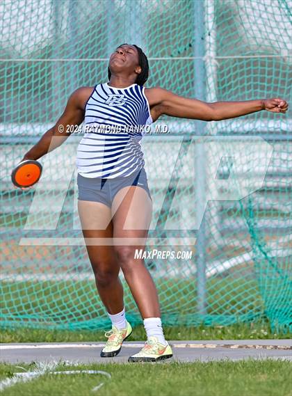 Thumbnail 2 in IHSAA Pike Regional (Discus)  photogallery.
