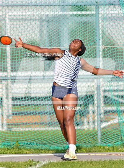 Thumbnail 1 in IHSAA Pike Regional (Discus)  photogallery.