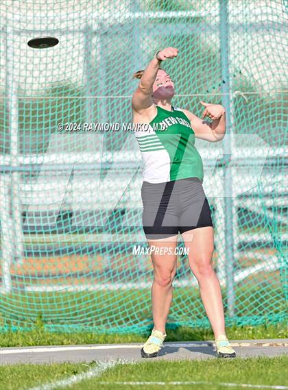 Thumbnail 2 in IHSAA Pike Regional (Discus)  photogallery.